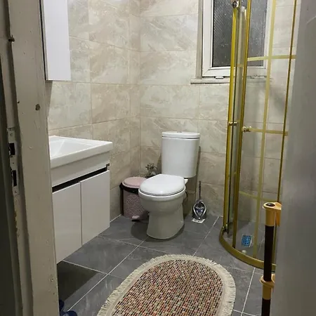 Spectecular Location In Taksim Cihangir/5 Person