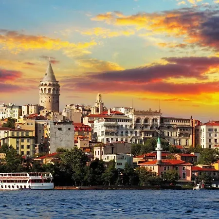Spectecular Location In Taksim Cihangir/5 Person *